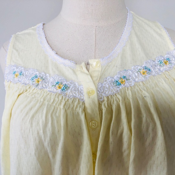 Yellow Nightgown SECRET TREASURES Pullover Floral Lace Trim Sleeveless Medium - Picture 3 of 8